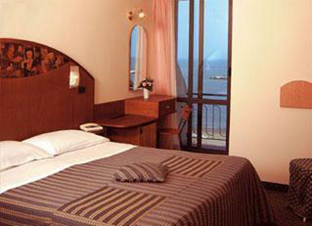 Hotel Strand Bellaria-Igea Marina Exterior foto
